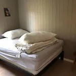 Casa vacanze Nyrestaurert Og Koselig Ved Skjelbredvatnet.