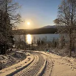 Vakantiehuis Nyrestaurert Og Koselig Ved Skjelbredvatnet.