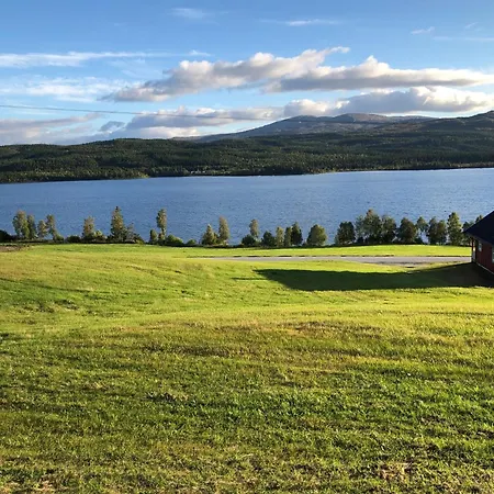 Nyrestaurert Og Koselig Ved Skjelbredvatnet. Casa vacanze
