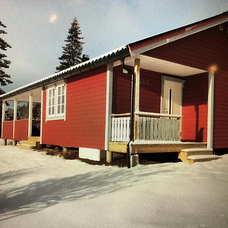 Nyrestaurert Og Koselig Ved Skjelbredvatnet. Vakantiehuis