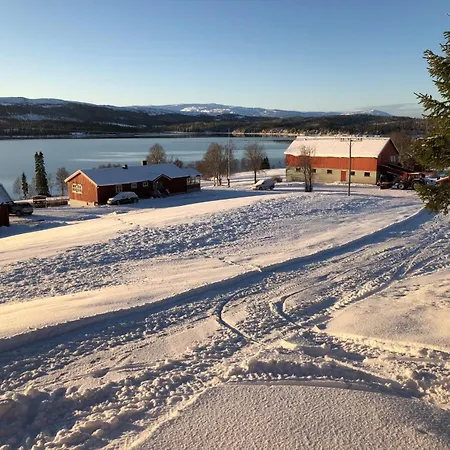 Semesterbostad Nyrestaurert Og Koselig Ved Skjelbredvatnet.